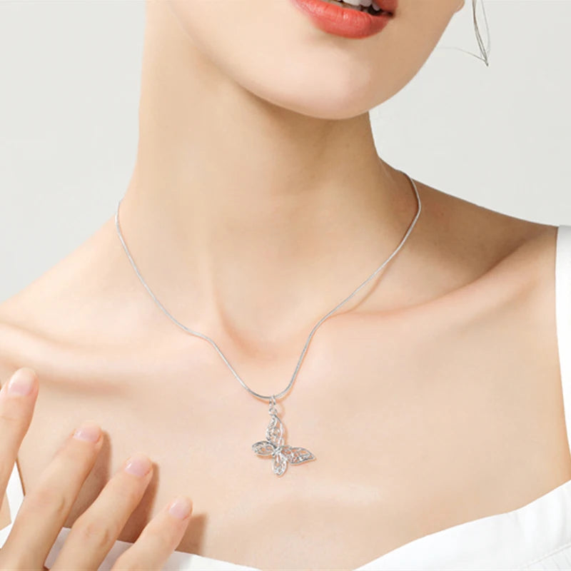 collier-en-argent-butterfly-élégant